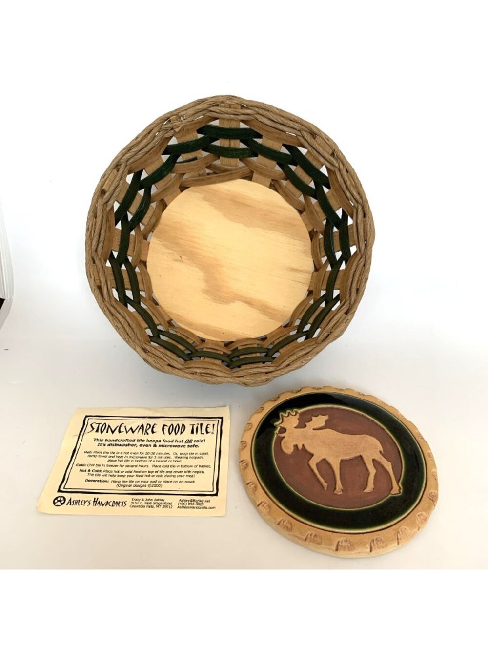 NOS Moose Stoneware Bread Warmer Food Tile Basket Trivet Ashley Handcrafts Vtg